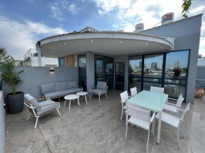 3Bedroom Suite 11 with Balcony and shelter